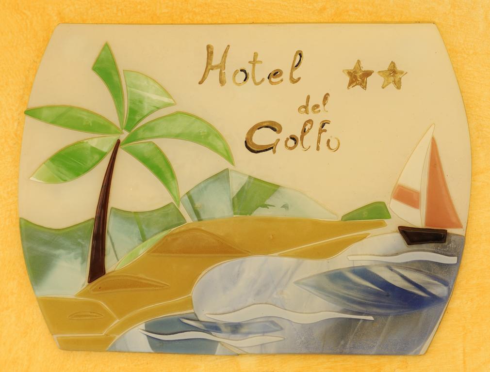 Hotel Del Golfo Лайджелия Екстериор снимка